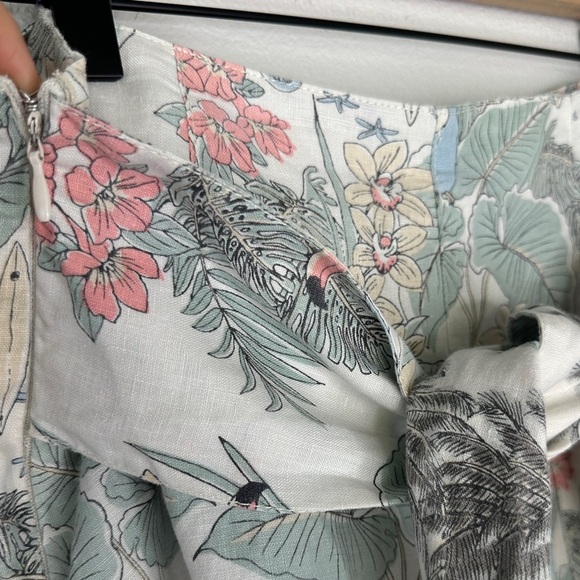 C&C California 100% Linen Shorts Size 6 Tropical Print Tie Front Coastal Boho - Picture 6 of 10